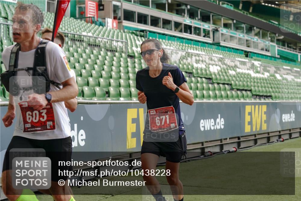13.09.2026 - 21. swb-Marathon Bremen Michael Burmester http://msf.ph/oto/10438228 13.09.2026 12:40:37 Laufen im Stadion 126, 371, 453, 603, 640, 650, 671, 735, 744, 807, 862, 912, 957, 1136, 1336, 1379, 1381, 1508, 1540, 1571, 1614, 1797, 1800, 1852, 1860, 1901, 1930, 1950, 2049, 2099, 2986, 3744, 4381, 4399, 4795, 4936, 6201, 6630, 7118, 7671, 8065, 9065, 9329, 9630, 10034, 13080, 13224, 365, 466, 658, 850, 895, 1090, 1288, 1385, 1485, 1583, 1604, 1754, 2073, 2585, 2670, 3617, 7244, 7768, 8075, 8729, 13033 meine-sportfotos.de