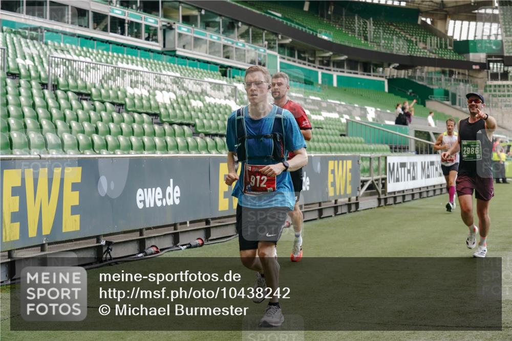 13.09.2026 - 21. swb-Marathon Bremen Michael Burmester http://msf.ph/oto/10438242 13.09.2026 12:40:39 Laufen im Stadion 126, 371, 453, 603, 640, 650, 671, 735, 744, 807, 862, 912, 957, 1136, 1336, 1379, 1381, 1508, 1540, 1571, 1614, 1797, 1800, 1852, 1860, 1901, 1930, 1950, 2049, 2099, 2986, 3744, 4381, 4399, 4795, 4936, 6201, 6630, 7118, 7671, 8065, 9065, 9329, 9630, 10034, 13080, 13224, 365, 466, 658, 850, 895, 1090, 1288, 1385, 1485, 1583, 1604, 1754, 2073, 2585, 2670, 3617, 7244, 7768, 8075, 8729 meine-sportfotos.de