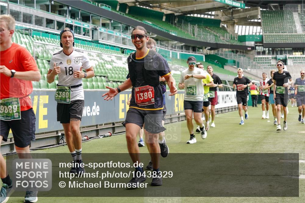 13.09.2026 - 21. swb-Marathon Bremen Michael Burmester http://msf.ph/oto/10438329 13.09.2026 13:06:13 Laufen im Stadion 109, 178, 217, 244, 287, 303, 310, 323, 372, 394, 430, 454, 536, 578, 613, 647, 784, 831, 891, 900, 1073, 1083, 1205, 1239, 1243, 1274, 1307, 1308, 1365, 1369, 1380, 1437, 1533, 1545, 1574, 1581, 1627, 1656, 1780, 1823, 1848, 1871, 1909, 1914, 1932, 1941, 2023, 2076, 2089, 2090, 2126, 2241, 2244, 2265, 2275, 2301, 2310, 2355, 2356, 2393, 2440, 2464, 2602, 2707, 2723, 2742, 2764, 2867, 2902, 2959, 2985, 3030, 3115, 3278, 3320, 3343, 3444, 3485 meine-sportfotos.de