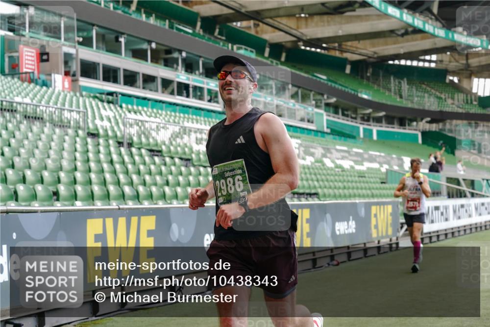 13.09.2026 - 21. swb-Marathon Bremen Michael Burmester http://msf.ph/oto/10438343 13.09.2026 12:40:41 Laufen im Stadion 126, 371, 453, 603, 640, 650, 671, 735, 744, 807, 862, 912, 957, 1136, 1336, 1379, 1381, 1508, 1540, 1571, 1614, 1797, 1800, 1852, 1860, 1901, 1930, 1950, 2049, 2099, 2986, 3744, 4381, 4399, 4795, 4936, 6201, 6630, 7118, 7671, 8065, 9065, 9329, 9630, 10034, 13080, 13224, 365, 466, 658, 850, 895, 1090, 1288, 1385, 1485, 1583, 1604, 1754, 2073, 2585, 2670, 3617, 7244, 7768, 8075, 8729 meine-sportfotos.de