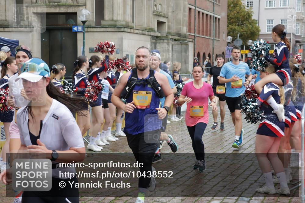 13.09.2026 - Kiel Lauf Yannick Fuchs http://msf.ph/oto/10438552 13.09.2026 11:49:51 Ziel  meine-sportfotos.de