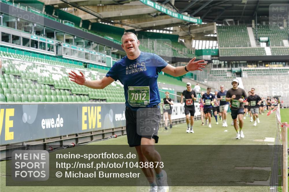 13.09.2026 - 21. swb-Marathon Bremen Michael Burmester http://msf.ph/oto/10438873 13.09.2026 13:06:20 Laufen im Stadion 109, 217, 244, 287, 303, 310, 323, 372, 394, 430, 454, 536, 578, 613, 647, 716, 784, 831, 891, 900, 922, 1073, 1083, 1205, 1243, 1274, 1307, 1308, 1365, 1369, 1380, 1437, 1533, 1545, 1574, 1581, 1627, 1780, 1823, 1848, 1871, 1909, 1914, 1932, 1938, 1941, 2023, 2076, 2089, 2090, 2126, 2241, 2244, 2265, 2275, 2301, 2310, 2355, 2356, 2393, 2440, 2464, 2602, 2699, 2707, 2721, 2742, 2764, 2818, 2902, 2959, 2985, 3030, 3115, 3278, 3343, 3444, 3485 meine-sportfotos.de