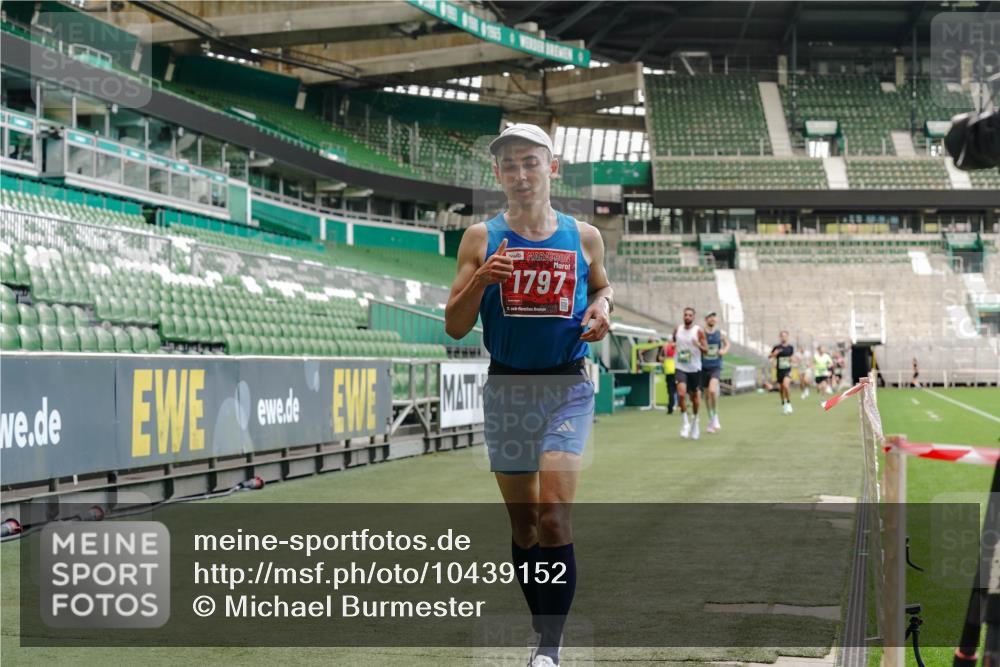 13.09.2026 - 21. swb-Marathon Bremen Michael Burmester http://msf.ph/oto/10439152 13.09.2026 12:41:25 Laufen im Stadion 126, 371, 603, 640, 650, 671, 735, 744, 862, 912, 957, 1136, 1336, 1379, 1381, 1411, 1540, 1571, 1614, 1667, 1797, 1822, 1850, 1860, 1862, 1901, 1930, 1950, 2094, 2986, 3624, 4381, 4399, 4795, 4936, 5672, 6198, 6201, 6264, 7141, 7671, 8065, 8394, 9065, 9329, 13224, 277, 346, 466, 658, 895, 901, 1090, 1118, 1320, 1323, 1385, 1485, 1583, 1604, 1754, 1911, 2073, 2141, 2352, 2585, 2670, 3080, 3606, 3617, 5160, 7244, 8729 meine-sportfotos.de