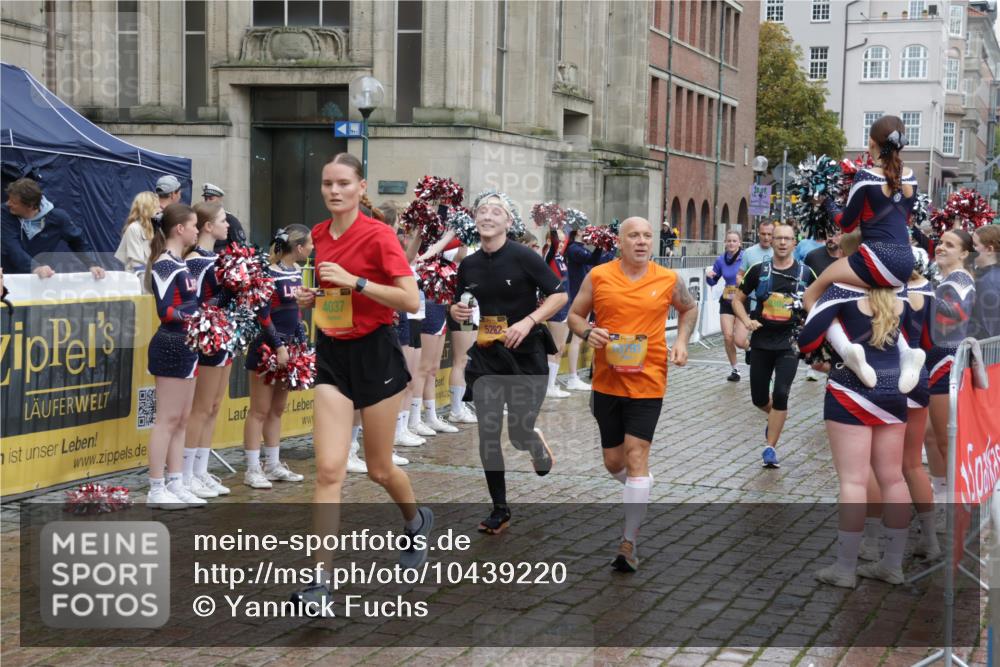 13.09.2026 - Kiel Lauf Yannick Fuchs http://msf.ph/oto/10439220 13.09.2026 11:50:31 Ziel 2063 meine-sportfotos.de