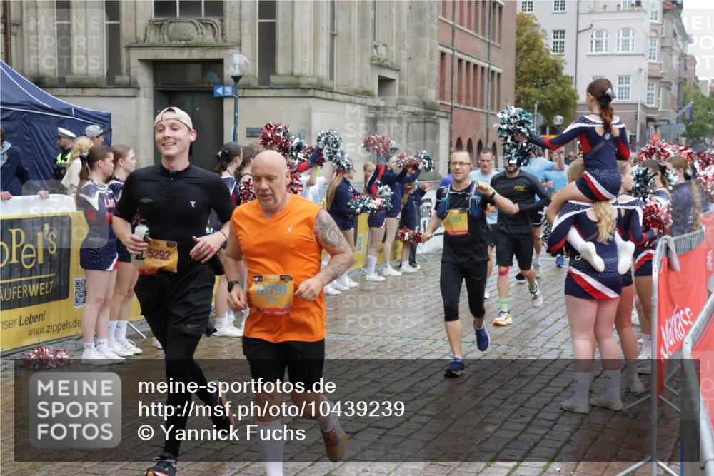 13.09.2026 - Kiel Lauf Yannick Fuchs http://msf.ph/oto/10439239 13.09.2026 11:50:32 Ziel 2063 meine-sportfotos.de