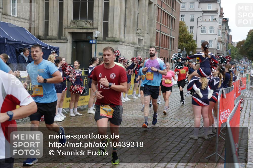 13.09.2026 - Kiel Lauf Yannick Fuchs http://msf.ph/oto/10439318 13.09.2026 11:50:37 Ziel 2063 meine-sportfotos.de