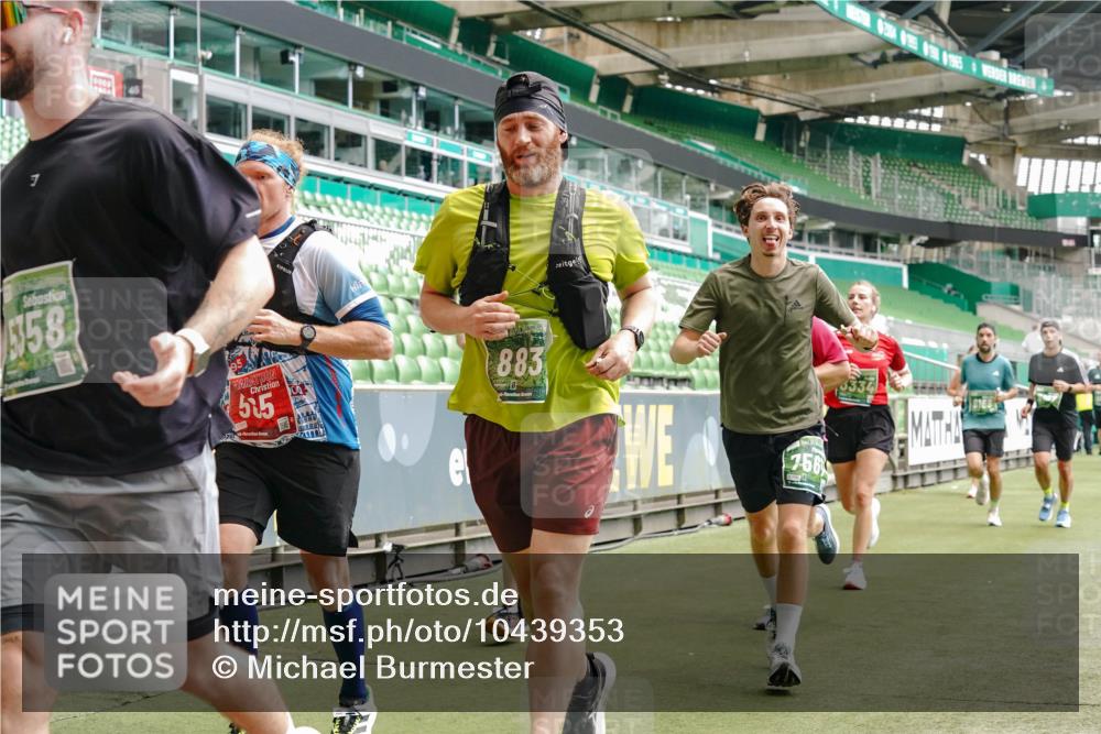 13.09.2026 - 21. swb-Marathon Bremen Michael Burmester http://msf.ph/oto/10439353 13.09.2026 13:06:29 Laufen im Stadion 109, 132, 156, 217, 244, 287, 303, 310, 323, 372, 394, 430, 454, 536, 578, 613, 647, 716, 784, 831, 834, 891, 900, 922, 1073, 1083, 1205, 1243, 1274, 1308, 1365, 1369, 1380, 1437, 1533, 1545, 1574, 1581, 1823, 1848, 1871, 1909, 1914, 1926, 1938, 2076, 2089, 2090, 2126, 2219, 2241, 2244, 2265, 2275, 2301, 2310, 2318, 2355, 2356, 2393, 2440, 2464, 2602, 2699, 2707, 2721, 2742, 2764, 2818, 2902, 2911, 2959, 2960, 2985, 3030, 3115, 3278, 3444, 3485 meine-sportfotos.de