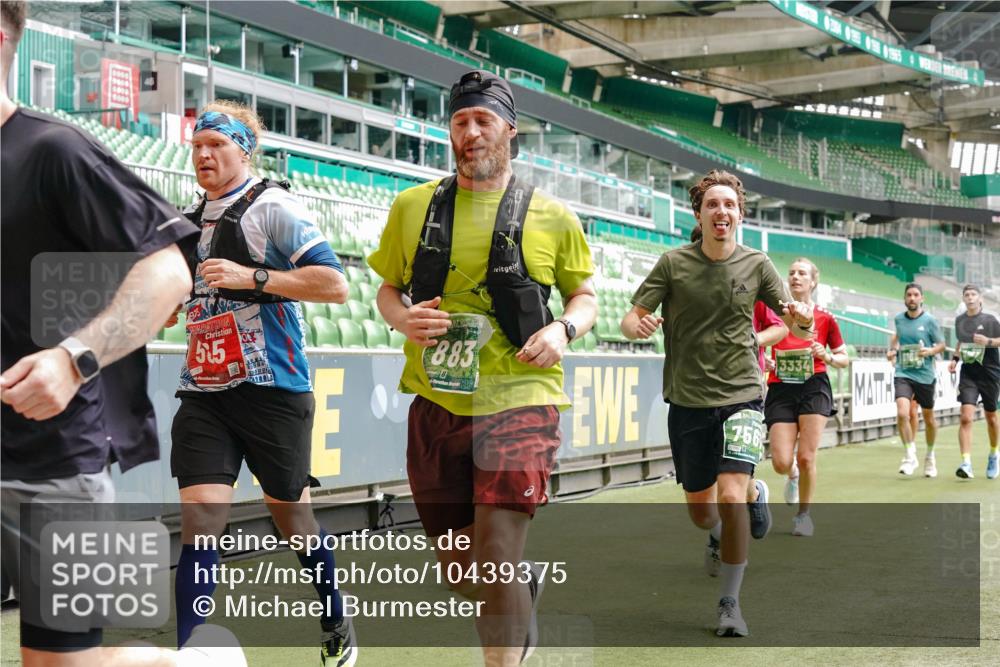 13.09.2026 - 21. swb-Marathon Bremen Michael Burmester http://msf.ph/oto/10439375 13.09.2026 13:06:29 Laufen im Stadion 109, 132, 156, 217, 244, 287, 303, 310, 323, 372, 394, 430, 454, 536, 578, 613, 647, 716, 784, 831, 834, 891, 900, 922, 1073, 1083, 1205, 1243, 1274, 1308, 1365, 1369, 1380, 1437, 1533, 1545, 1574, 1581, 1823, 1848, 1871, 1909, 1914, 1926, 1938, 2076, 2089, 2090, 2126, 2219, 2241, 2244, 2265, 2275, 2301, 2310, 2318, 2355, 2356, 2393, 2440, 2464, 2602, 2699, 2707, 2721, 2742, 2764, 2818, 2902, 2911, 2959, 2960, 2985, 3030, 3115, 3278, 3444, 3485 meine-sportfotos.de