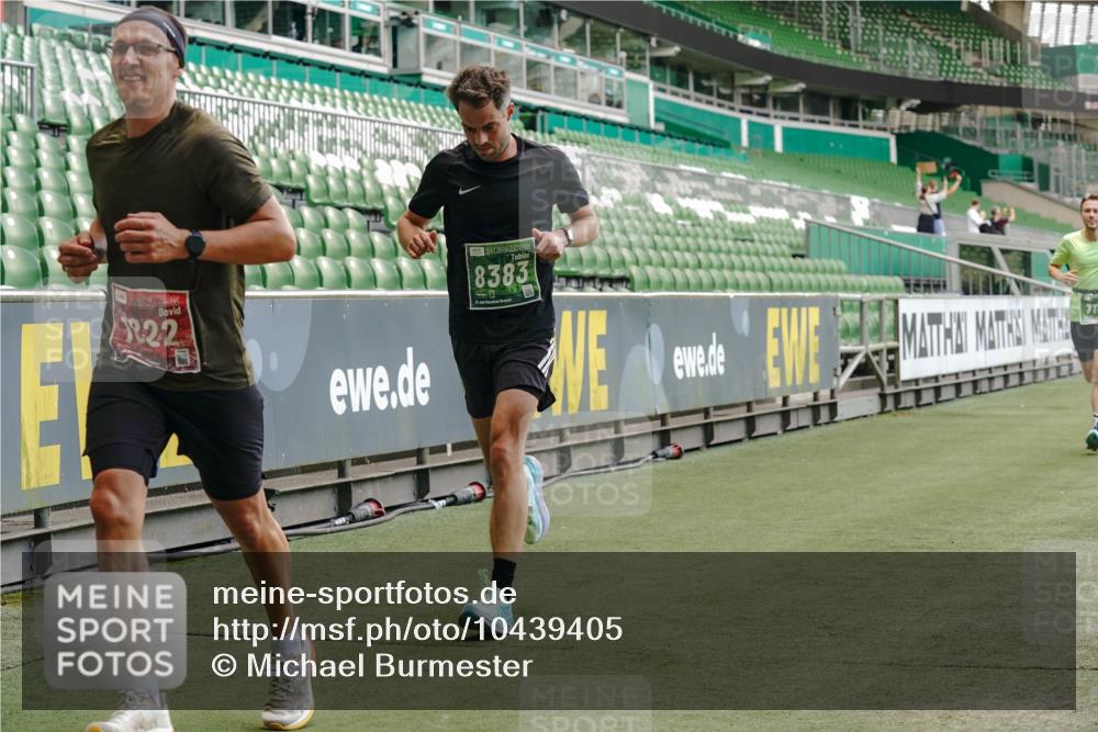 13.09.2026 - 21. swb-Marathon Bremen Michael Burmester http://msf.ph/oto/10439405 13.09.2026 12:41:37 Laufen im Stadion 126, 371, 603, 640, 650, 671, 735, 744, 862, 912, 957, 1136, 1336, 1381, 1411, 1571, 1614, 1667, 1797, 1822, 1850, 1860, 1862, 1901, 1930, 1950, 2094, 2986, 3368, 3624, 4381, 4399, 4795, 4936, 5672, 6198, 6201, 6264, 6929, 6991, 7141, 7671, 8065, 8383, 8394, 9065, 9329, 13224, 277, 346, 466, 658, 895, 901, 1090, 1118, 1248, 1320, 1323, 1385, 1472, 1576, 1587, 1604, 1717, 1751, 1754, 1911, 2141, 2352, 2585, 2670, 3080, 3606, 5160, 5163, 8729 meine-sportfotos.de