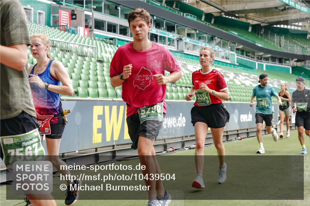 13.09.2026 - 21. swb-Marathon Bremen Michael Burmester http://msf.ph/oto/10439504 13.09.2026 13:06:31 Laufen im Stadion 109, 132, 156, 217, 244, 287, 303, 310, 323, 372, 394, 430, 454, 536, 578, 613, 647, 716, 784, 831, 834, 891, 900, 922, 1073, 1083, 1205, 1243, 1274, 1308, 1365, 1369, 1380, 1437, 1533, 1545, 1574, 1581, 1823, 1848, 1871, 1909, 1926, 1938, 2076, 2089, 2090, 2219, 2241, 2244, 2265, 2275, 2301, 2310, 2318, 2355, 2356, 2393, 2440, 2464, 2602, 2699, 2707, 2721, 2731, 2742, 2764, 2818, 2902, 2911, 2960, 2985, 3030, 3115, 3278, 3444, 3485 meine-sportfotos.de