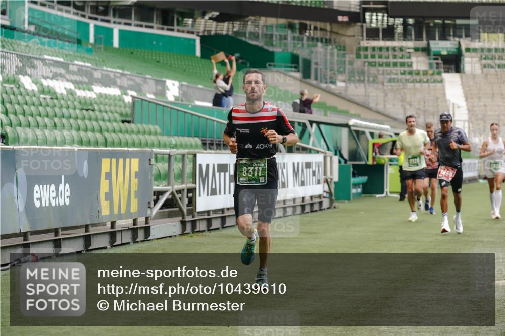 13.09.2026 - 21. swb-Marathon Bremen Michael Burmester http://msf.ph/oto/10439610 13.09.2026 12:41:46 Laufen im Stadion 126, 371, 603, 640, 650, 671, 735, 744, 862, 912, 957, 1009, 1136, 1336, 1381, 1411, 1571, 1614, 1619, 1667, 1797, 1822, 1850, 1860, 1862, 1901, 1930, 1950, 2094, 2207, 2986, 3368, 3624, 4381, 4399, 4795, 4936, 5672, 5828, 6198, 6201, 6264, 6929, 6991, 7141, 7671, 8065, 8311, 8383, 8394, 9065, 9329, 13224, 277, 346, 466, 658, 895, 901, 1090, 1118, 1248, 1320, 1323, 1385, 1472, 1576, 1587, 1604, 1717, 1751, 1754, 1758, 1911, 2141, 2352, 2585, 2670, 3080, 3606, 5160, 5163, 5912 meine-sportfotos.de