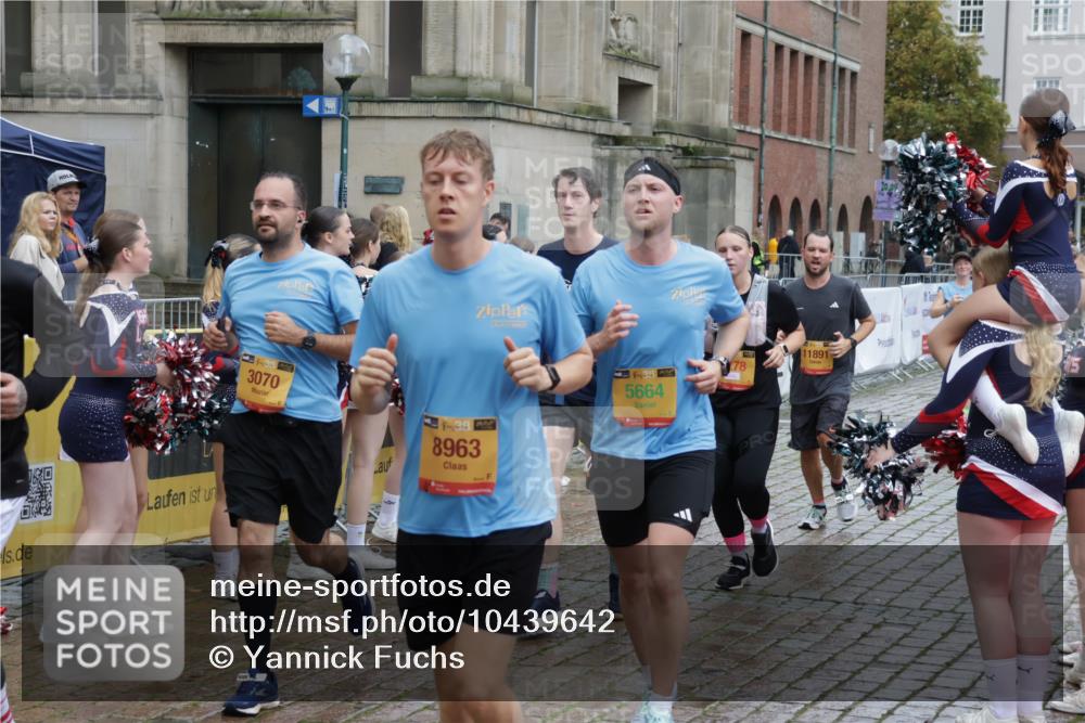 13.09.2026 - Kiel Lauf Yannick Fuchs http://msf.ph/oto/10439642 13.09.2026 11:50:59 Ziel 2063 meine-sportfotos.de