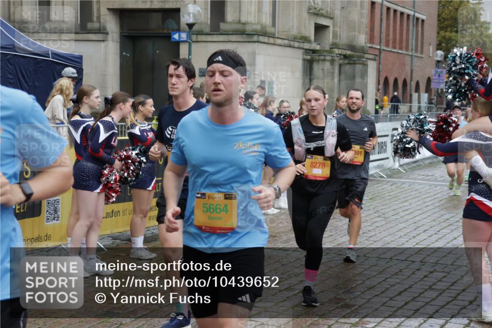 13.09.2026 - Kiel Lauf Yannick Fuchs http://msf.ph/oto/10439652 13.09.2026 11:51:00 Ziel 2063 meine-sportfotos.de