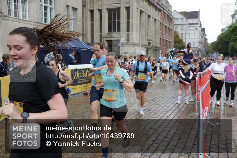 13.09.2026 - Kiel Lauf Yannick Fuchs http://msf.ph/oto/10439789 13.09.2026 11:51:13 Ziel 2063 meine-sportfotos.de
