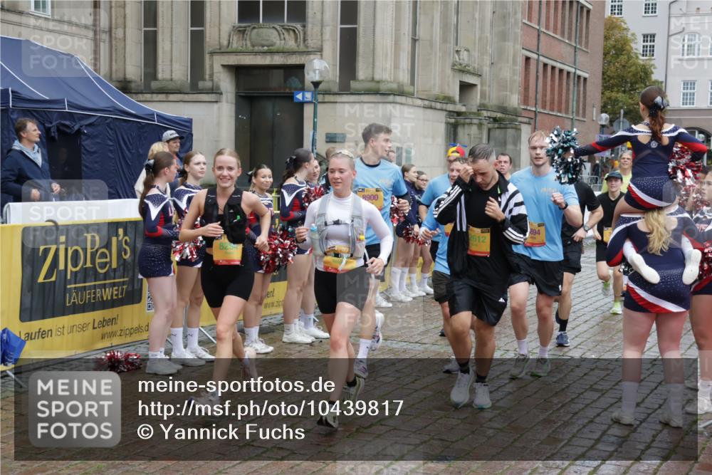13.09.2026 - Kiel Lauf Yannick Fuchs http://msf.ph/oto/10439817 13.09.2026 11:51:15 Ziel 2063 meine-sportfotos.de