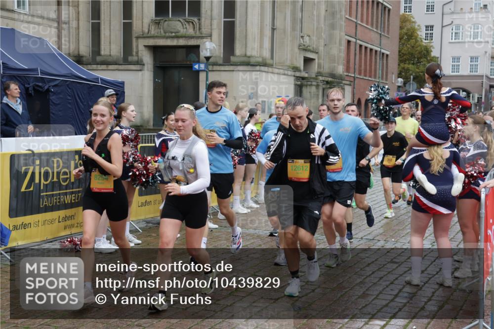 13.09.2026 - Kiel Lauf Yannick Fuchs http://msf.ph/oto/10439829 13.09.2026 11:51:15 Ziel 2063 meine-sportfotos.de