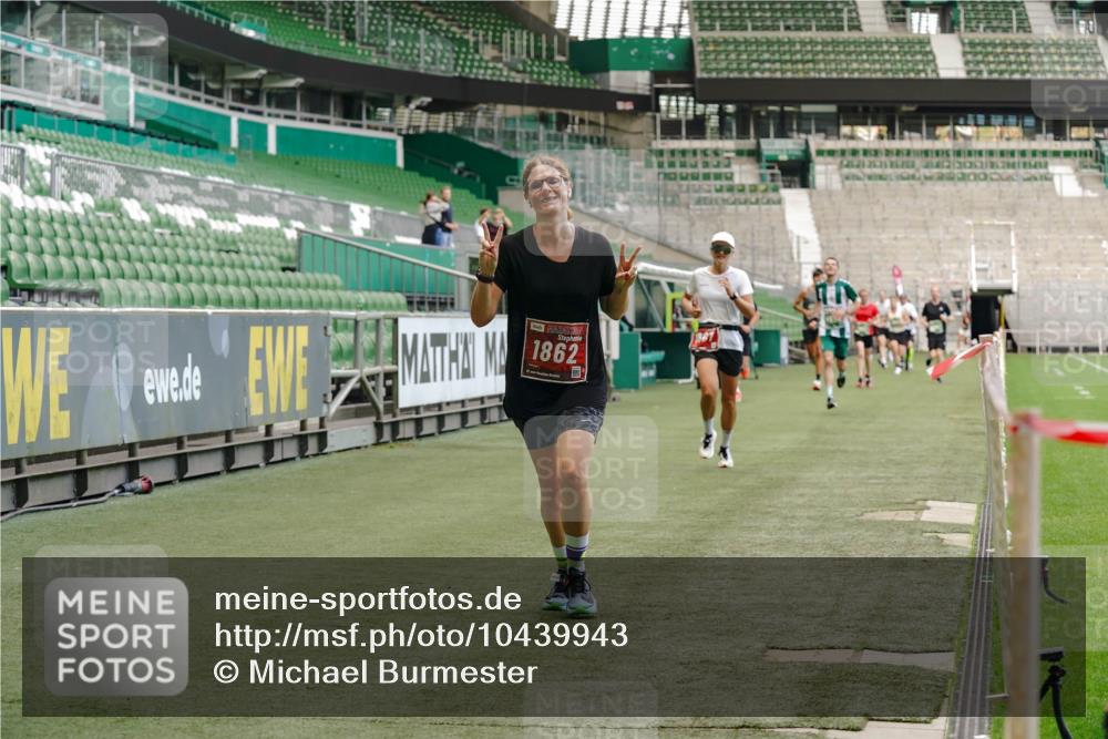 13.09.2026 - 21. swb-Marathon Bremen Michael Burmester http://msf.ph/oto/10439943 13.09.2026 12:42:01 Laufen im Stadion 126, 371, 439, 603, 640, 650, 671, 735, 744, 749, 912, 957, 1009, 1224, 1336, 1381, 1411, 1571, 1614, 1619, 1667, 1712, 1797, 1822, 1850, 1862, 1930, 2094, 2207, 2986, 3368, 3624, 4399, 4795, 4847, 4936, 5672, 5828, 6198, 6264, 6929, 6991, 7141, 8065, 8311, 8383, 8394, 9065, 9120, 9329, 277, 346, 895, 901, 1090, 1118, 1248, 1320, 1323, 1472, 1576, 1587, 1604, 1717, 1751, 1758, 1911, 2141, 2352, 2585, 2670, 3080, 3606, 5160, 5163, 5912 meine-sportfotos.de