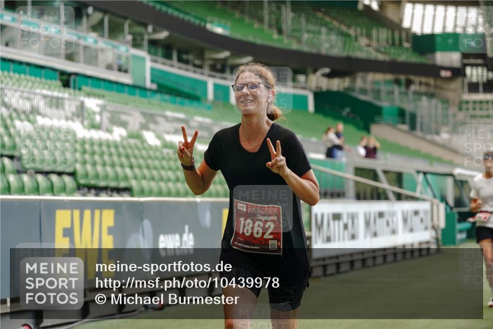 13.09.2026 - 21. swb-Marathon Bremen Michael Burmester http://msf.ph/oto/10439978 13.09.2026 12:42:02 Laufen im Stadion 126, 371, 439, 603, 640, 650, 671, 735, 744, 749, 912, 957, 1009, 1223, 1224, 1336, 1381, 1411, 1571, 1614, 1619, 1667, 1712, 1797, 1822, 1850, 1862, 1930, 2094, 2207, 2986, 3368, 3624, 4399, 4795, 4847, 4936, 5672, 5828, 6198, 6264, 6929, 6991, 7141, 8065, 8311, 8383, 8394, 9065, 9120, 9329, 277, 346, 807, 895, 901, 1090, 1118, 1248, 1320, 1323, 1472, 1576, 1587, 1604, 1717, 1751, 1758, 1911, 2141, 2352, 2585, 2670, 3080, 3606, 5160, 5163, 5912 meine-sportfotos.de