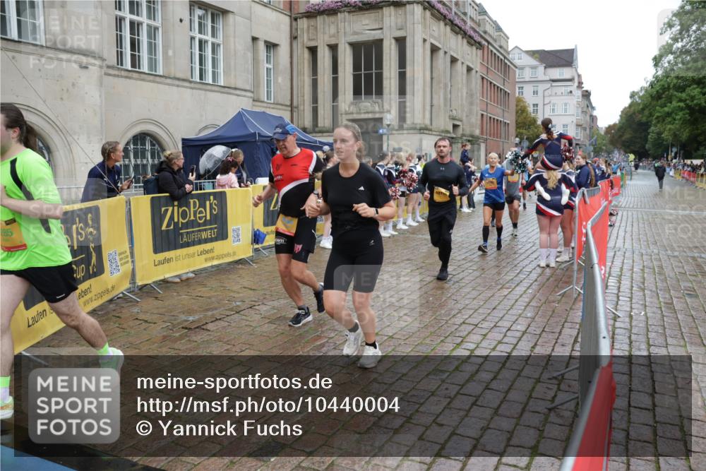 13.09.2026 - Kiel Lauf Yannick Fuchs http://msf.ph/oto/10440004 13.09.2026 11:51:26 Ziel 2063 meine-sportfotos.de