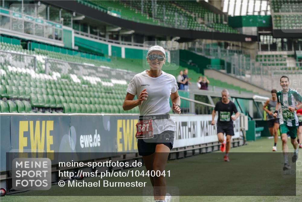 13.09.2026 - 21. swb-Marathon Bremen Michael Burmester http://msf.ph/oto/10440041 13.09.2026 12:42:05 Laufen im Stadion 371, 439, 603, 640, 650, 735, 744, 749, 957, 1009, 1223, 1224, 1336, 1381, 1411, 1571, 1614, 1619, 1667, 1712, 1745, 1797, 1822, 1850, 1862, 1930, 2094, 2207, 2986, 3368, 3624, 4399, 4795, 4847, 4936, 5672, 5828, 6198, 6264, 6929, 6991, 7141, 8065, 8311, 8383, 8394, 8994, 9065, 9120, 9329, 277, 346, 807, 895, 901, 1090, 1118, 1248, 1320, 1323, 1472, 1576, 1587, 1604, 1717, 1751, 1758, 1911, 2141, 2352, 2585, 2670, 3080, 3606, 5160, 5163, 5912 meine-sportfotos.de
