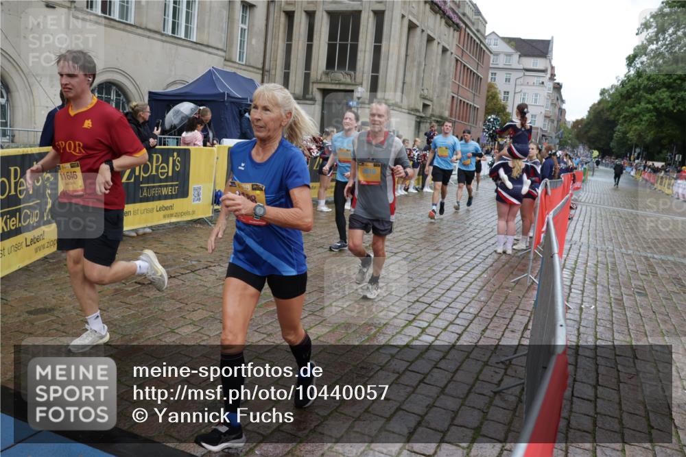 13.09.2026 - Kiel Lauf Yannick Fuchs http://msf.ph/oto/10440057 13.09.2026 11:51:29 Ziel 2063 meine-sportfotos.de