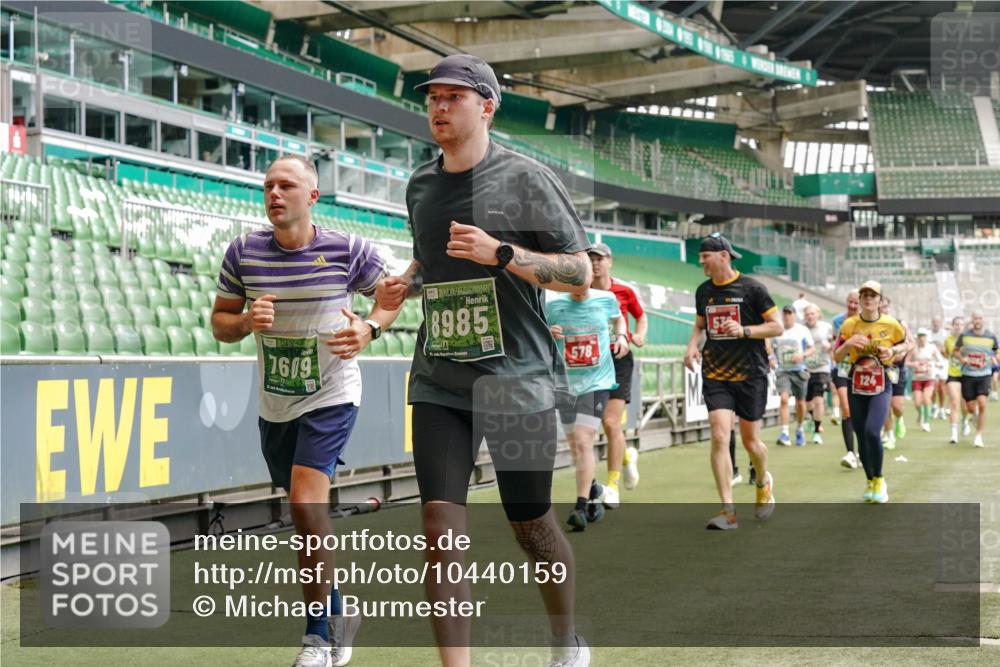 13.09.2026 - 21. swb-Marathon Bremen Michael Burmester http://msf.ph/oto/10440159 13.09.2026 13:06:41 Laufen im Stadion 109, 132, 156, 217, 244, 287, 303, 310, 323, 372, 394, 430, 454, 489, 578, 607, 613, 647, 716, 784, 831, 834, 846, 891, 900, 922, 1073, 1083, 1189, 1205, 1243, 1274, 1308, 1365, 1369, 1380, 1387, 1437, 1533, 1545, 1574, 1581, 1600, 1823, 1841, 1848, 1871, 1909, 1926, 1938, 2070, 2076, 2090, 2219, 2241, 2244, 2265, 2275, 2283, 2301, 2310, 2318, 2355, 2356, 2393, 2440, 2464, 2699, 2707, 2721, 2731, 2755, 2818, 2902, 2911, 2960, 3030, 3115, 3278, 3444, 3485 meine-sportfotos.de