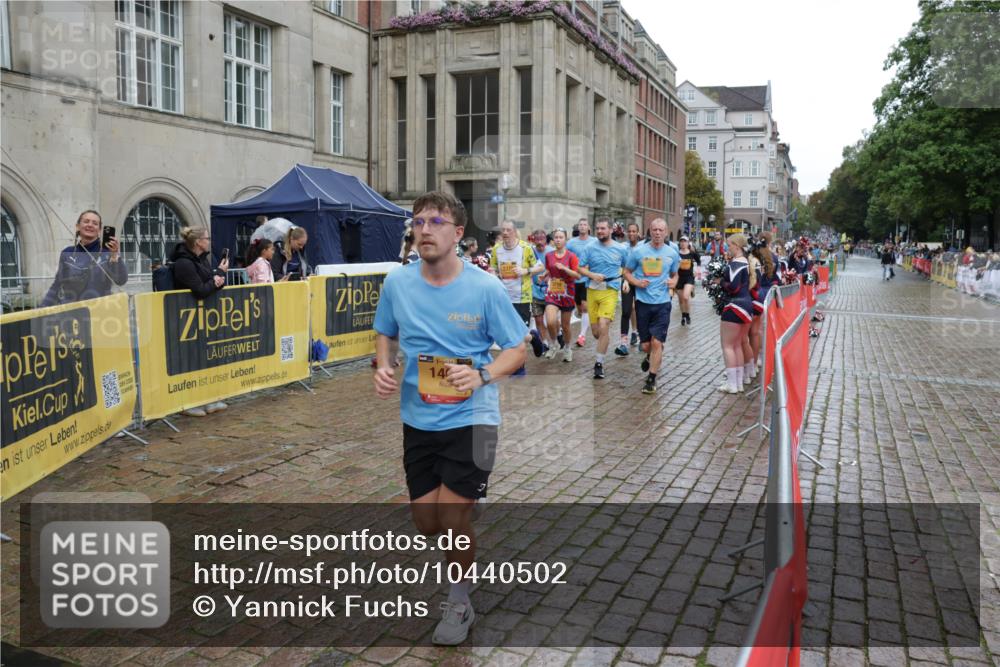 13.09.2026 - Kiel Lauf Yannick Fuchs http://msf.ph/oto/10440502 13.09.2026 11:52:18 Ziel  meine-sportfotos.de
