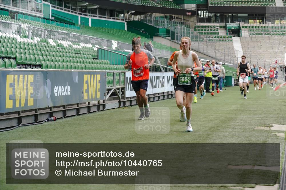 13.09.2026 - 21. swb-Marathon Bremen Michael Burmester http://msf.ph/oto/10440765 13.09.2026 12:42:28 Laufen im Stadion 439, 749, 957, 1009, 1223, 1224, 1411, 1562, 1614, 1619, 1667, 1712, 1745, 1797, 1822, 1850, 1862, 1879, 1921, 2094, 2207, 2651, 2683, 2986, 3251, 3368, 3584, 3624, 4096, 4399, 4795, 4847, 5316, 5663, 5672, 5828, 6198, 6264, 6929, 6991, 7141, 8065, 8311, 8383, 8394, 8749, 8994, 9065, 9120, 9200, 9533, 277, 346, 807, 895, 901, 1118, 1248, 1320, 1323, 1472, 1576, 1587, 1604, 1717, 1751, 1758, 1911, 2141, 2352, 2670, 3080, 3606, 5160, 5163, 5912 meine-sportfotos.de