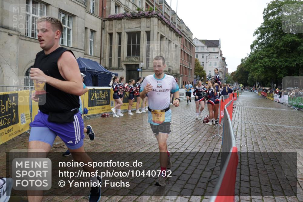 13.09.2026 - Kiel Lauf Yannick Fuchs http://msf.ph/oto/10440792 13.09.2026 11:52:57 Ziel  meine-sportfotos.de