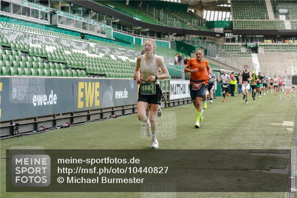 13.09.2026 - 21. swb-Marathon Bremen Michael Burmester http://msf.ph/oto/10440827 13.09.2026 12:42:29 Laufen im Stadion 439, 749, 957, 1009, 1223, 1224, 1411, 1562, 1614, 1619, 1667, 1712, 1745, 1797, 1822, 1850, 1862, 1879, 1921, 2094, 2207, 2651, 2683, 2986, 3251, 3368, 3584, 3624, 4096, 4399, 4795, 4847, 5316, 5663, 5672, 5828, 6198, 6264, 6929, 6991, 7141, 8065, 8311, 8383, 8394, 8749, 8994, 9065, 9120, 9200, 9533, 277, 346, 807, 895, 901, 1118, 1248, 1320, 1323, 1472, 1576, 1587, 1604, 1717, 1751, 1758, 1911, 2141, 2352, 2670, 3080, 3606, 5160, 5163, 5912 meine-sportfotos.de