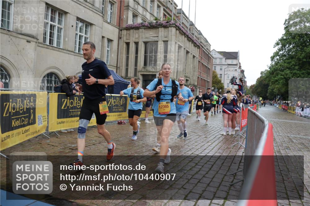 13.09.2026 - Kiel Lauf Yannick Fuchs http://msf.ph/oto/10440907 13.09.2026 11:53:13 Ziel  meine-sportfotos.de