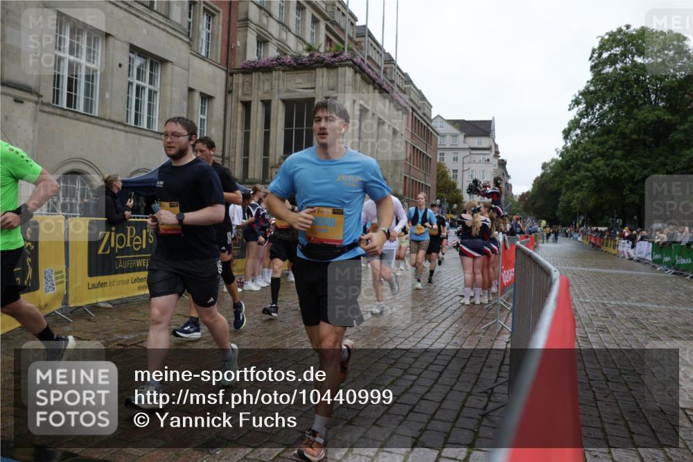13.09.2026 - Kiel Lauf Yannick Fuchs http://msf.ph/oto/10440999 13.09.2026 11:53:19 Ziel  meine-sportfotos.de