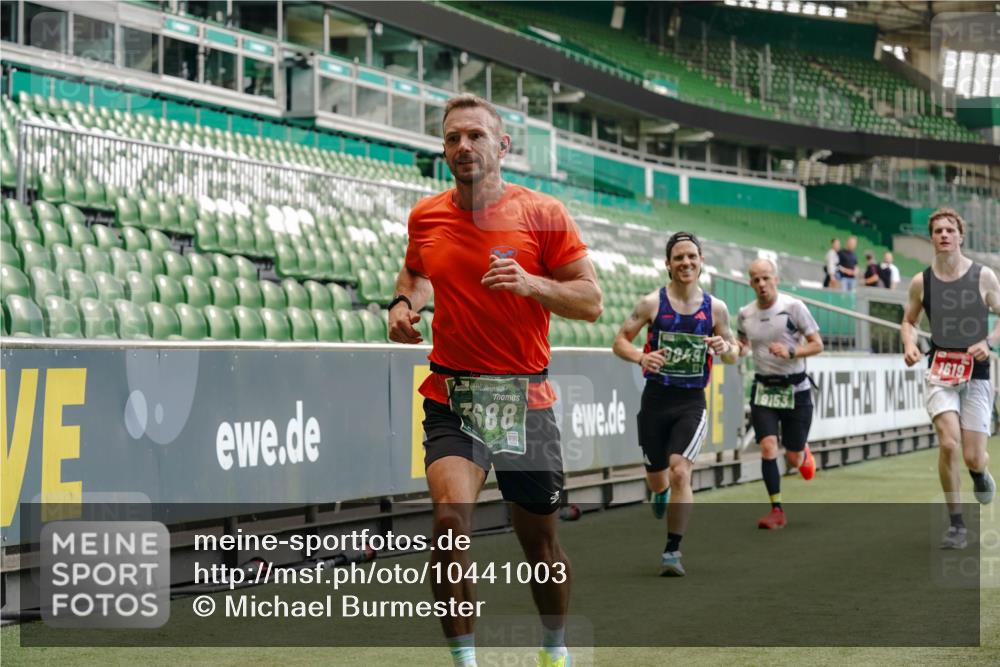 13.09.2026 - 21. swb-Marathon Bremen Michael Burmester http://msf.ph/oto/10441003 13.09.2026 12:42:34 Laufen im Stadion 439, 749, 1009, 1223, 1224, 1411, 1562, 1619, 1667, 1712, 1745, 1797, 1822, 1850, 1862, 1879, 1921, 2094, 2207, 2651, 2683, 2986, 3251, 3368, 3584, 3624, 3688, 4096, 4399, 4795, 4847, 5316, 5663, 5672, 5828, 6198, 6264, 6359, 6929, 6991, 7141, 8065, 8311, 8383, 8394, 8689, 8749, 8994, 9065, 9120, 9200, 9533, 9849, 277, 346, 453, 807, 895, 901, 1118, 1248, 1320, 1323, 1472, 1576, 1587, 1717, 1751, 1758, 1911, 2141, 2352, 2670, 3080, 3606, 5160, 5163, 5912 meine-sportfotos.de