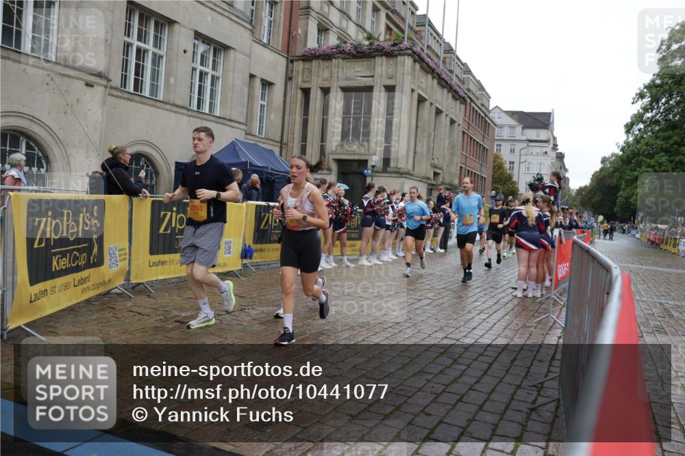 13.09.2026 - Kiel Lauf Yannick Fuchs http://msf.ph/oto/10441077 13.09.2026 11:53:23 Ziel  meine-sportfotos.de
