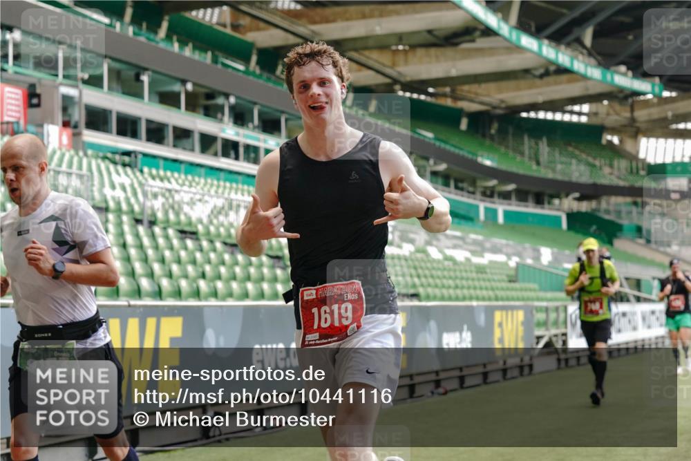 13.09.2026 - 21. swb-Marathon Bremen Michael Burmester http://msf.ph/oto/10441116 13.09.2026 12:42:37 Laufen im Stadion 439, 749, 819, 1009, 1223, 1224, 1411, 1562, 1619, 1667, 1712, 1745, 1797, 1822, 1850, 1862, 1879, 1921, 2094, 2207, 2651, 2683, 2986, 3251, 3368, 3584, 3624, 3688, 4096, 4399, 4795, 4847, 5316, 5663, 5672, 5828, 6198, 6264, 6359, 6929, 6991, 7141, 8311, 8383, 8394, 8689, 8749, 8994, 9065, 9120, 9153, 9200, 9533, 9849, 277, 346, 453, 807, 895, 901, 1118, 1248, 1320, 1323, 1472, 1576, 1587, 1717, 1751, 1758, 1911, 2141, 2352, 2670, 3080, 3606, 5160, 5163, 5912 meine-sportfotos.de