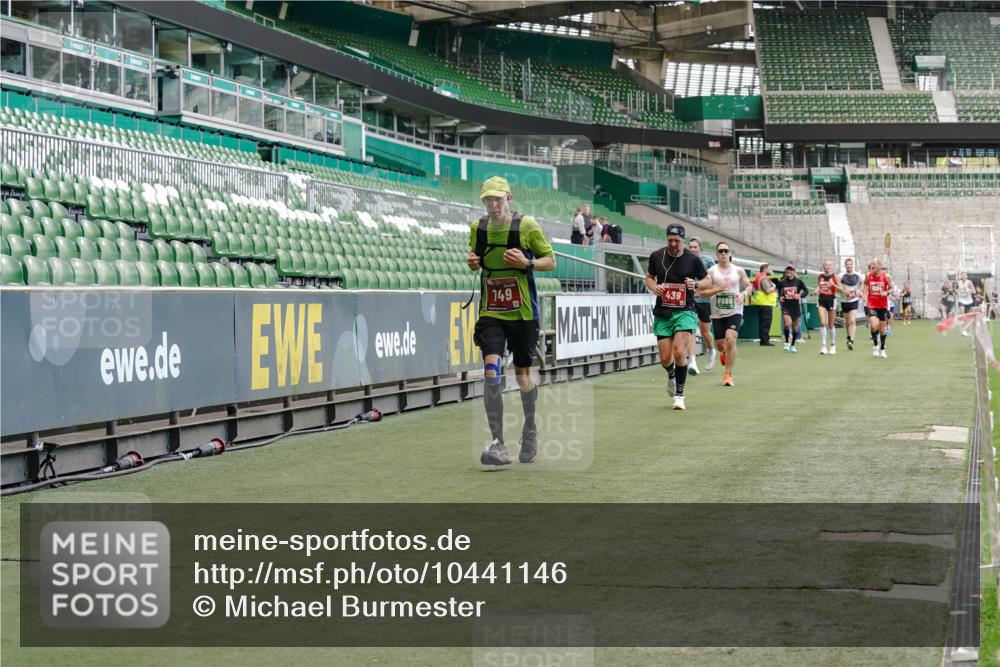 13.09.2026 - 21. swb-Marathon Bremen Michael Burmester http://msf.ph/oto/10441146 13.09.2026 12:42:38 Laufen im Stadion 439, 749, 819, 1009, 1223, 1224, 1411, 1562, 1619, 1667, 1712, 1745, 1797, 1822, 1850, 1862, 1879, 1921, 2094, 2207, 2651, 2683, 3251, 3368, 3584, 3624, 3688, 4096, 4399, 4795, 4847, 5316, 5663, 5672, 5828, 6198, 6264, 6359, 6929, 6991, 7141, 8311, 8383, 8394, 8689, 8749, 8994, 9065, 9120, 9153, 9200, 9533, 9849, 277, 346, 453, 807, 901, 1118, 1248, 1320, 1323, 1472, 1576, 1587, 1717, 1751, 1758, 1911, 2141, 2352, 3080, 3606, 5160, 5163, 5912 meine-sportfotos.de