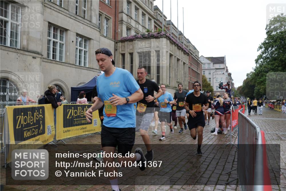 13.09.2026 - Kiel Lauf Yannick Fuchs http://msf.ph/oto/10441367 13.09.2026 11:53:47 Ziel  meine-sportfotos.de