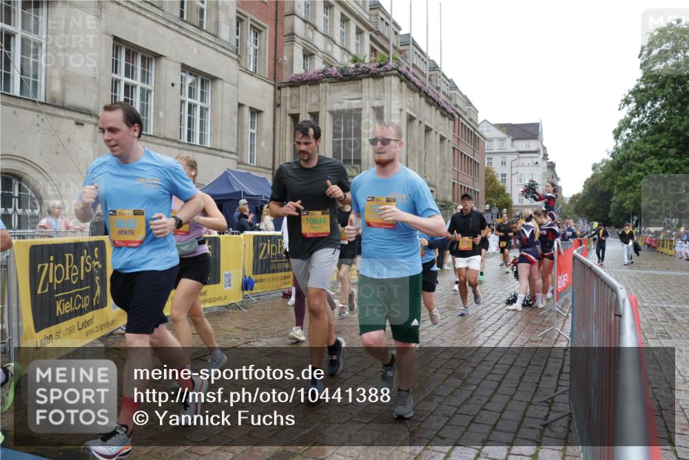13.09.2026 - Kiel Lauf Yannick Fuchs http://msf.ph/oto/10441388 13.09.2026 11:53:48 Ziel  meine-sportfotos.de