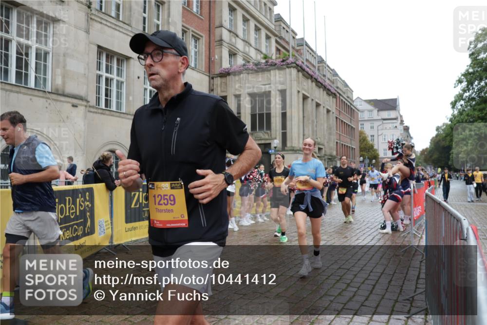 13.09.2026 - Kiel Lauf Yannick Fuchs http://msf.ph/oto/10441412 13.09.2026 11:53:51 Ziel  meine-sportfotos.de
