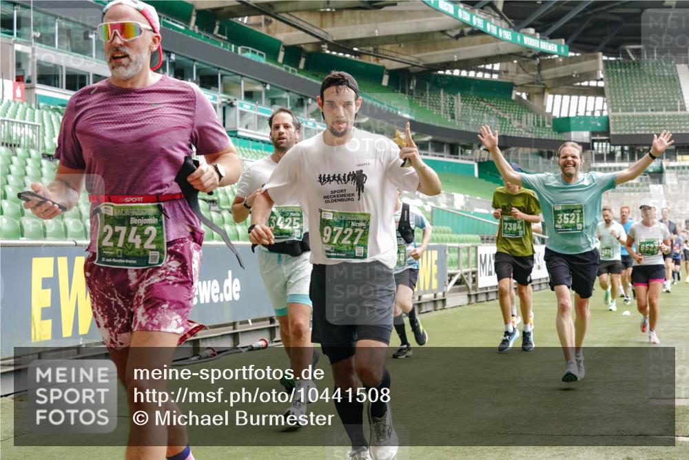 13.09.2026 - 21. swb-Marathon Bremen Michael Burmester http://msf.ph/oto/10441508 13.09.2026 13:07:02 Laufen im Stadion 109, 132, 156, 217, 287, 303, 310, 372, 394, 430, 454, 489, 578, 607, 613, 682, 716, 784, 809, 831, 834, 846, 911, 922, 1083, 1173, 1189, 1205, 1210, 1274, 1322, 1364, 1365, 1369, 1380, 1387, 1437, 1532, 1533, 1545, 1574, 1581, 1600, 1823, 1841, 1848, 1854, 1871, 1909, 1926, 1938, 2003, 2070, 2076, 2090, 2219, 2244, 2265, 2275, 2283, 2310, 2318, 2355, 2356, 2393, 2405, 2440, 2464, 2492, 2565, 2699, 2707, 2721, 2731, 2755, 2802, 2818, 2831, 2902, 2911, 2949, 2960, 3115 meine-sportfotos.de