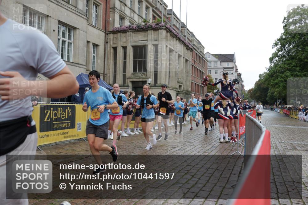 13.09.2026 - Kiel Lauf Yannick Fuchs http://msf.ph/oto/10441597 13.09.2026 11:54:13 Ziel  meine-sportfotos.de