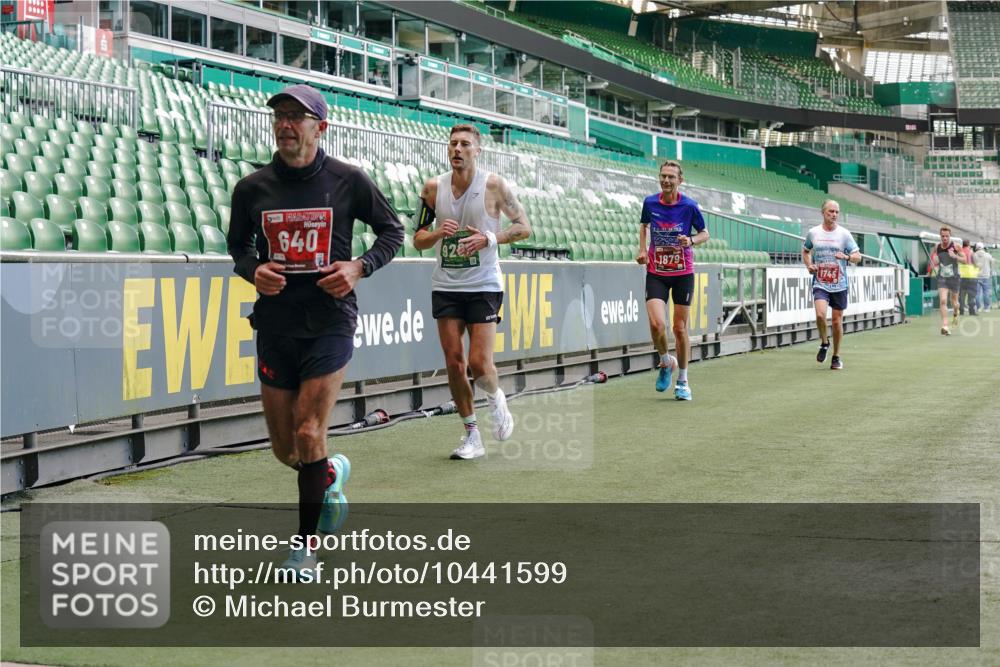 13.09.2026 - 21. swb-Marathon Bremen Michael Burmester http://msf.ph/oto/10441599 13.09.2026 12:42:54 Laufen im Stadion 439, 749, 819, 1009, 1223, 1224, 1411, 1562, 1619, 1667, 1712, 1745, 1822, 1850, 1862, 1879, 1921, 2094, 2207, 2651, 2683, 3251, 3368, 3500, 3584, 3624, 3688, 4096, 4847, 5199, 5316, 5663, 5672, 5828, 6198, 6264, 6359, 6579, 6929, 6991, 7141, 7170, 7841, 7950, 8311, 8383, 8394, 8689, 8749, 8850, 8994, 9120, 9153, 9200, 9233, 9533, 9849, 277, 453, 807, 901, 1248, 1320, 1323, 1472, 1576, 1587, 1717, 1751, 1758, 1911, 2352, 3080, 3606, 5160, 5163, 5912 meine-sportfotos.de