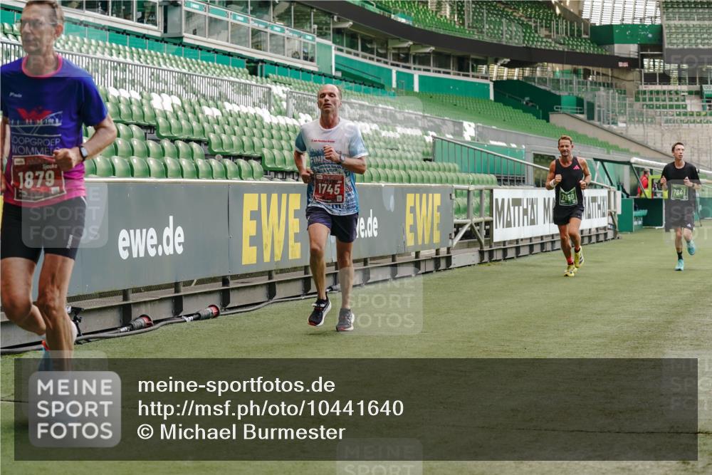 13.09.2026 - 21. swb-Marathon Bremen Michael Burmester http://msf.ph/oto/10441640 13.09.2026 12:42:57 Laufen im Stadion 439, 749, 819, 1009, 1223, 1224, 1411, 1562, 1619, 1667, 1712, 1745, 1822, 1850, 1862, 1879, 1921, 2094, 2207, 2651, 2683, 3251, 3368, 3500, 3584, 3624, 3688, 4096, 4847, 5199, 5316, 5601, 5663, 5672, 5776, 5828, 6198, 6264, 6359, 6579, 6929, 6991, 7141, 7170, 7841, 7950, 8311, 8383, 8394, 8689, 8749, 8850, 8994, 9120, 9153, 9200, 9233, 9533, 9849, 277, 453, 807, 862, 901, 1248, 1320, 1323, 1472, 1576, 1587, 1717, 1751, 1758, 1911, 3080, 5160, 5163, 5912 meine-sportfotos.de