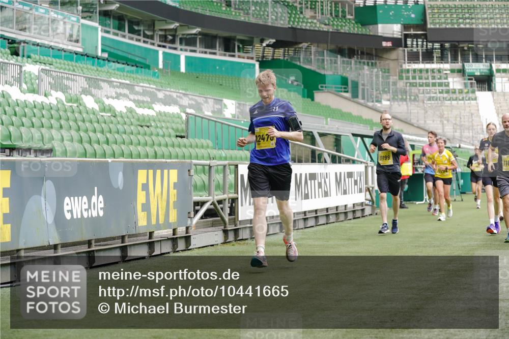 13.09.2026 - 21. swb-Marathon Bremen Michael Burmester http://msf.ph/oto/10441665 13.09.2026 10:28:03 Laufen im Stadion 10096, 10142, 10172, 10189, 10223, 10231, 10267, 10269, 10270, 10289, 10293, 10294, 10310, 10316, 10319, 10329, 10393, 10421, 10464, 10489, 10504, 10508, 10514, 10525, 10538, 10541, 10544, 10566, 10583, 10594, 10628, 10638, 10655, 10709, 10739, 10744, 10770, 10807, 10814, 10835, 10846, 10860, 10873, 10876, 10897, 10898, 10910, 10917, 10923, 10956, 10992, 10993, 11005, 11035, 11058, 11060, 11063, 11076, 11087, 11092, 11110, 11111, 11135, 11148, 11170, 11193 meine-sportfotos.de