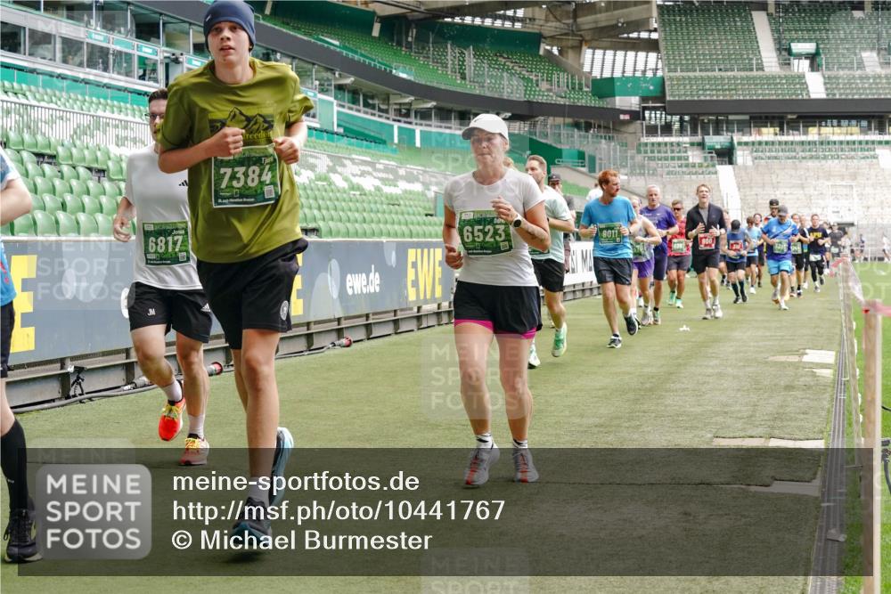 13.09.2026 - 21. swb-Marathon Bremen Michael Burmester http://msf.ph/oto/10441767 13.09.2026 13:07:05 Laufen im Stadion 109, 132, 156, 217, 287, 303, 310, 372, 430, 454, 489, 578, 607, 613, 682, 716, 784, 808, 809, 831, 834, 846, 911, 922, 1083, 1173, 1189, 1205, 1210, 1274, 1322, 1364, 1365, 1369, 1387, 1437, 1532, 1533, 1545, 1574, 1581, 1600, 1823, 1841, 1848, 1854, 1871, 1909, 1926, 1938, 2003, 2070, 2076, 2090, 2219, 2244, 2265, 2275, 2283, 2310, 2318, 2355, 2356, 2393, 2405, 2440, 2464, 2492, 2565, 2699, 2707, 2721, 2731, 2755, 2802, 2818, 2831, 2902, 2911, 2949, 2960, 3115 meine-sportfotos.de
