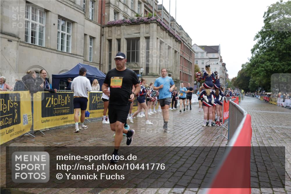 13.09.2026 - Kiel Lauf Yannick Fuchs http://msf.ph/oto/10441776 13.09.2026 11:54:34 Ziel  meine-sportfotos.de
