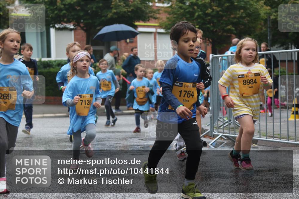 13.09.2026 - Kiel Lauf Markus Tischler http://msf.ph/oto/10441844 13.09.2026 08:33:30 Fleethörn 38, 269, 1, 38, 7126, 434, 139, 1764, 38, 8984 meine-sportfotos.de