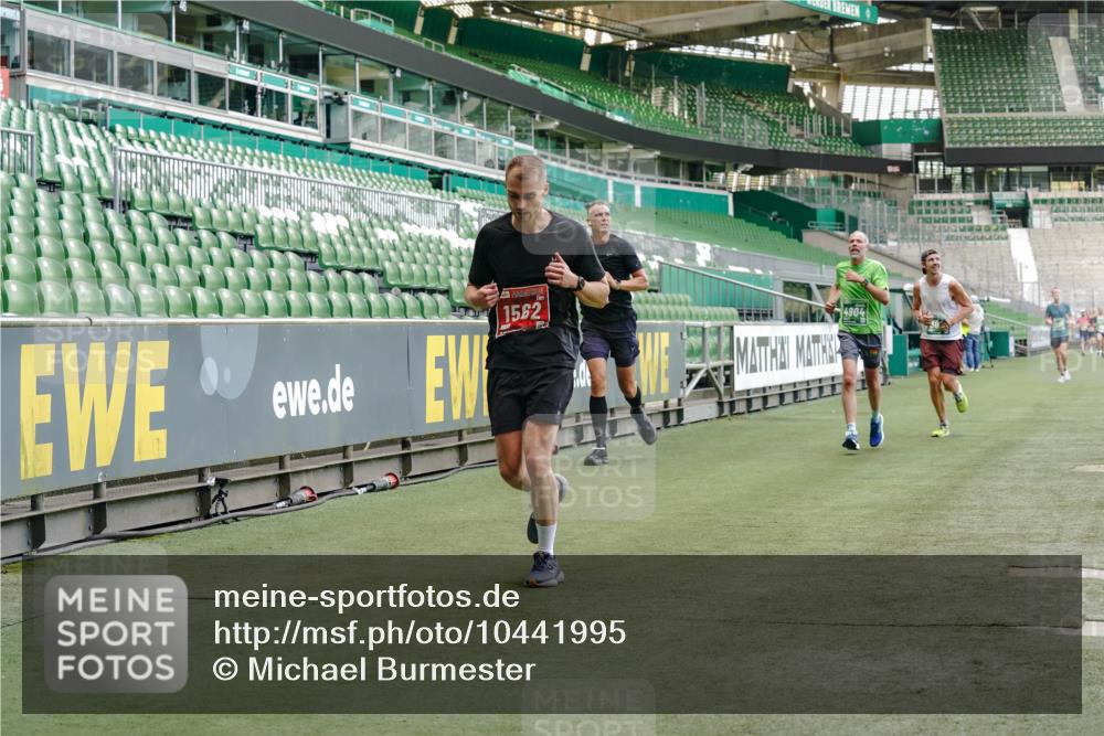 13.09.2026 - 21. swb-Marathon Bremen Michael Burmester http://msf.ph/oto/10441995 13.09.2026 12:43:13 Laufen im Stadion 439, 749, 819, 969, 1009, 1223, 1224, 1372, 1562, 1619, 1667, 1712, 1745, 1850, 1862, 1879, 1921, 2094, 2207, 2651, 2683, 3251, 3368, 3500, 3584, 3688, 4096, 4739, 4847, 4904, 5143, 5199, 5316, 5369, 5601, 5663, 5672, 5776, 5828, 6359, 6579, 6929, 6991, 7141, 7170, 7841, 7950, 8311, 8383, 8394, 8689, 8749, 8850, 8994, 9120, 9153, 9200, 9233, 9533, 9849, 126, 453, 807, 862, 901, 912, 1136, 1248, 1472, 1576, 1587, 1717, 1751, 1758, 5160, 5163, 5912 meine-sportfotos.de