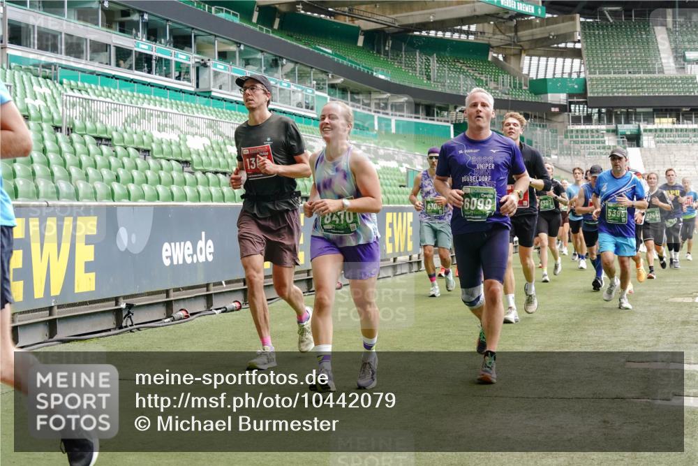 13.09.2026 - 21. swb-Marathon Bremen Michael Burmester http://msf.ph/oto/10442079 13.09.2026 13:07:10 Laufen im Stadion 109, 132, 156, 217, 287, 303, 310, 372, 430, 454, 489, 578, 607, 613, 682, 716, 784, 800, 808, 809, 831, 834, 846, 911, 922, 1083, 1173, 1189, 1205, 1210, 1274, 1322, 1364, 1365, 1369, 1387, 1395, 1437, 1532, 1533, 1545, 1574, 1581, 1600, 1823, 1831, 1841, 1848, 1854, 1871, 1909, 1926, 1938, 2003, 2070, 2076, 2090, 2219, 2244, 2275, 2283, 2310, 2318, 2355, 2356, 2393, 2405, 2440, 2464, 2492, 2565, 2699, 2707, 2721, 2731, 2755, 2802, 2818, 2831, 2866, 2902, 2911, 2949, 2960, 3115 meine-sportfotos.de