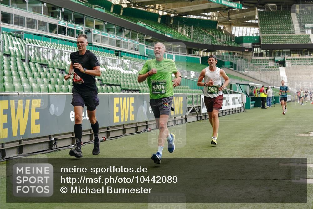 13.09.2026 - 21. swb-Marathon Bremen Michael Burmester http://msf.ph/oto/10442089 13.09.2026 12:43:15 Laufen im Stadion 439, 623, 749, 819, 969, 1009, 1223, 1224, 1372, 1562, 1619, 1667, 1712, 1745, 1770, 1850, 1862, 1879, 1921, 2094, 2207, 2651, 2683, 3251, 3368, 3500, 3584, 3688, 4096, 4739, 4847, 4904, 5143, 5199, 5316, 5369, 5601, 5663, 5672, 5776, 5828, 6359, 6579, 6929, 6991, 7141, 7170, 7841, 7950, 8311, 8383, 8394, 8689, 8749, 8850, 8994, 9120, 9153, 9200, 9233, 9533, 9849, 126, 453, 671, 807, 862, 901, 912, 1136, 1248, 1472, 1576, 1587, 1717, 1751, 1758, 5160, 5163, 5912 meine-sportfotos.de